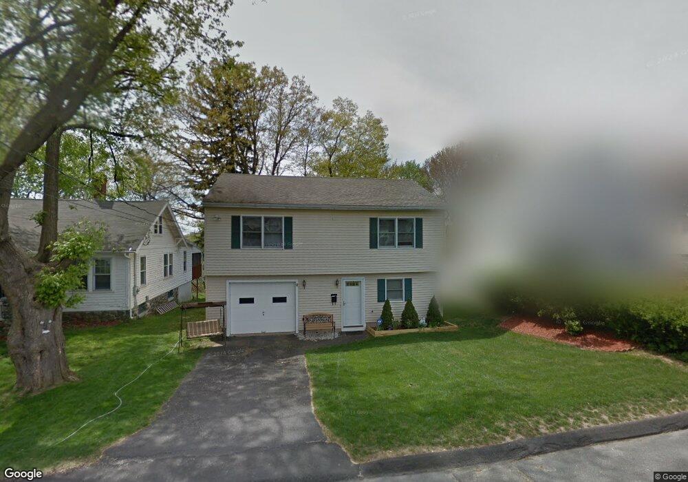 131 Atwood Ave, Waterbury, CT 06705 - photo 1