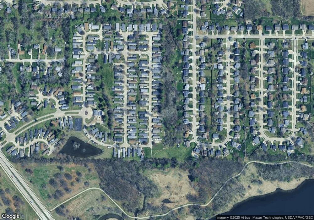 4201 Berwick Dr, Des Moines, IA 50320 - photo 1