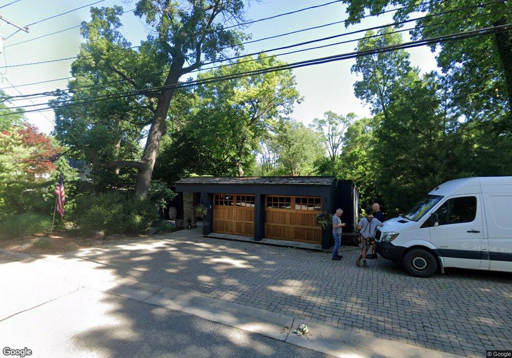 665 Washington St, Chelsea, MI 48118 - photo 1