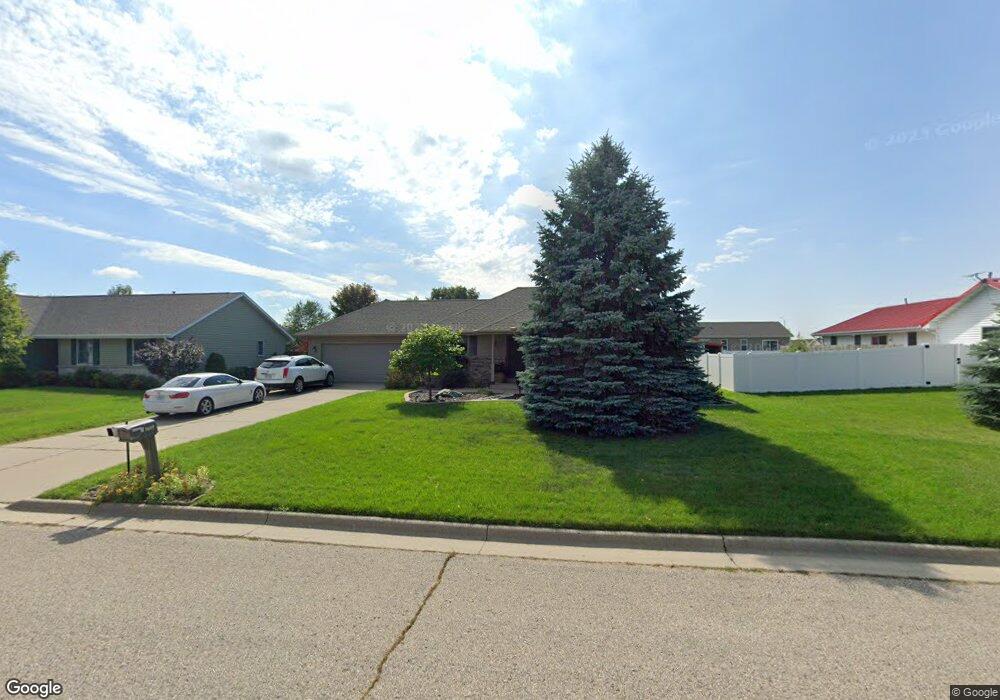 1609 Evergreen Dr, Janesville, WI 53546 - photo 1