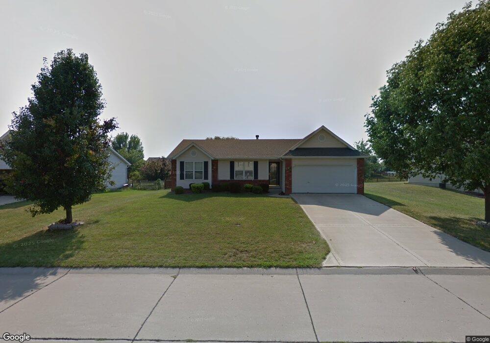 128 Ridge Dr, Maryville, IL 62062 - photo 1