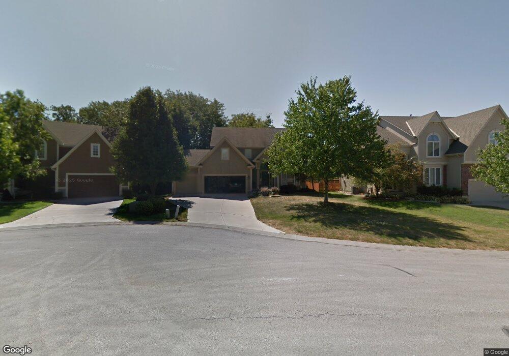 4611 Roberts St, Shawnee, KS 66226 - photo 1