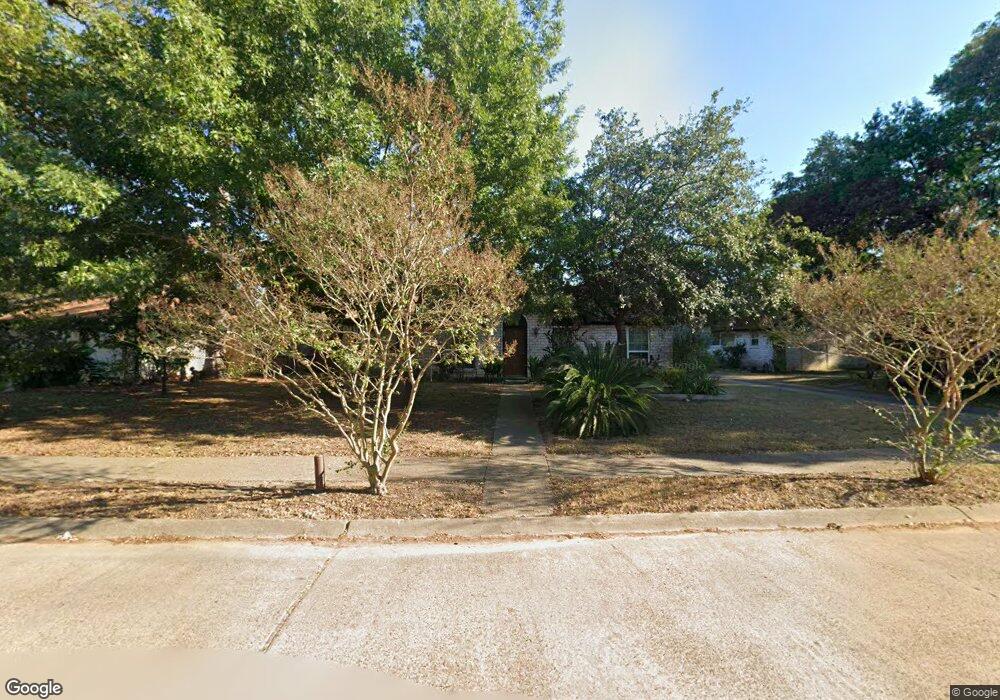 7119 Woodland Trails Dr, Houston, TX 77040 - photo 1