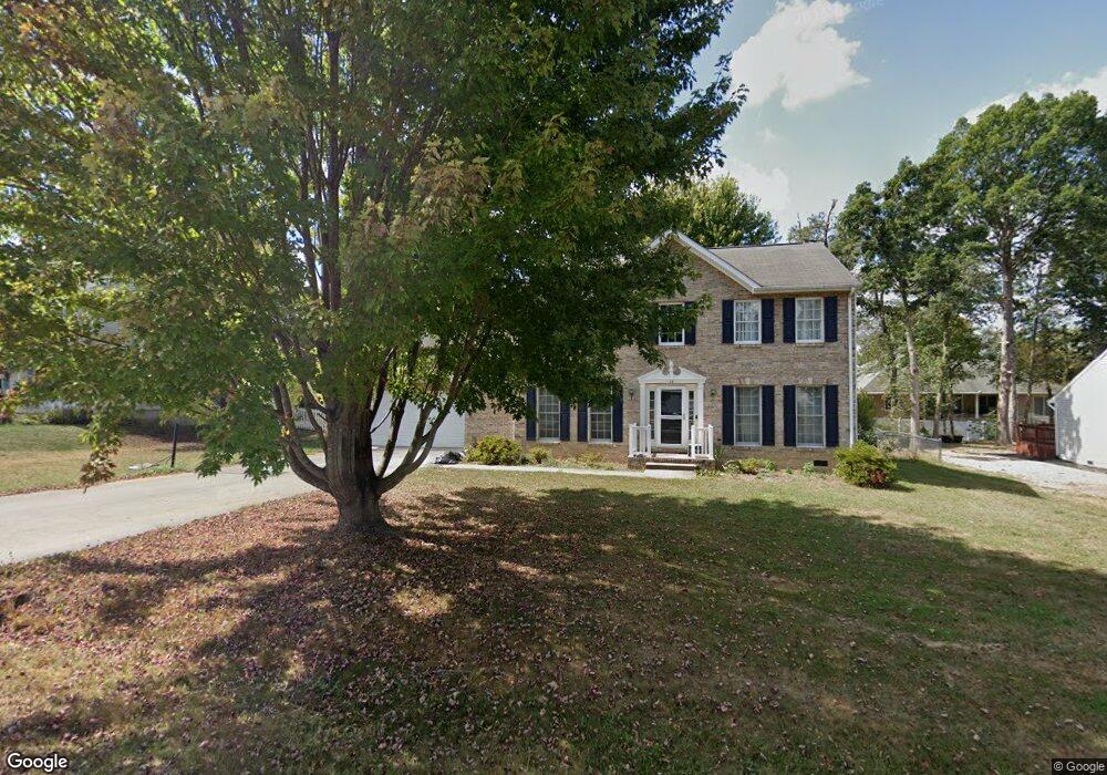 33 Seminole Cir, Stuarts Draft, VA 24477 - photo 1