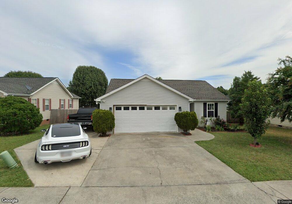 1526 Thistle Dr, Dalton, GA 30721 - photo 1