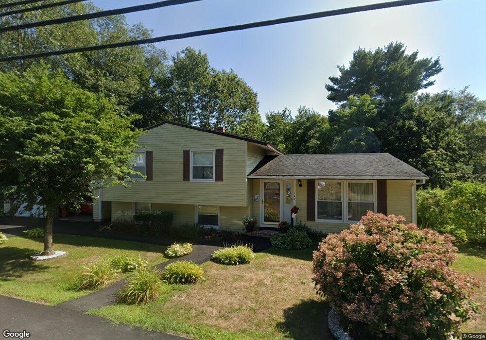 143 Dennett Rd, Kittery, ME 03904 - photo 1