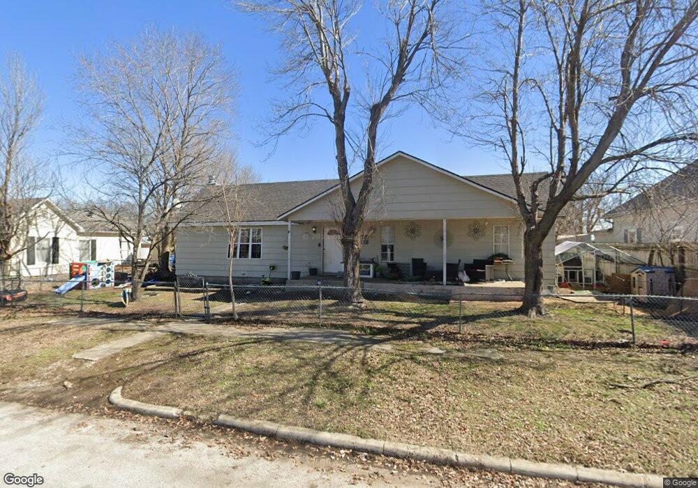 611 S Cowgill St unit 1, Carl Junction, MO 64834 - photo 1