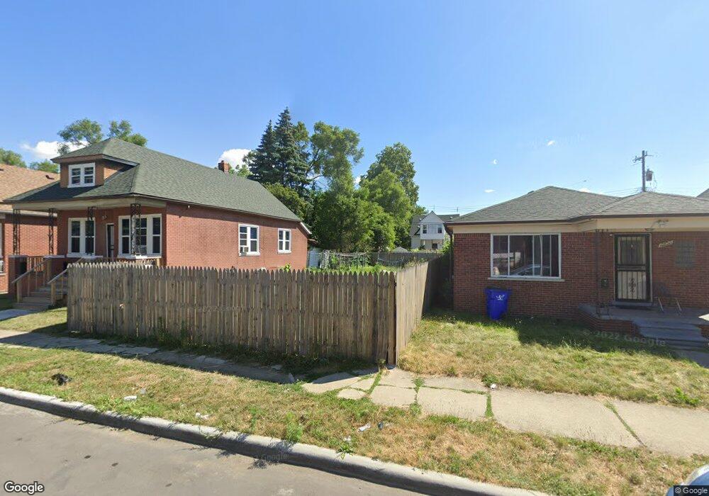 12826 Klinger St, HamtraMcK, MI 48212 - photo 1