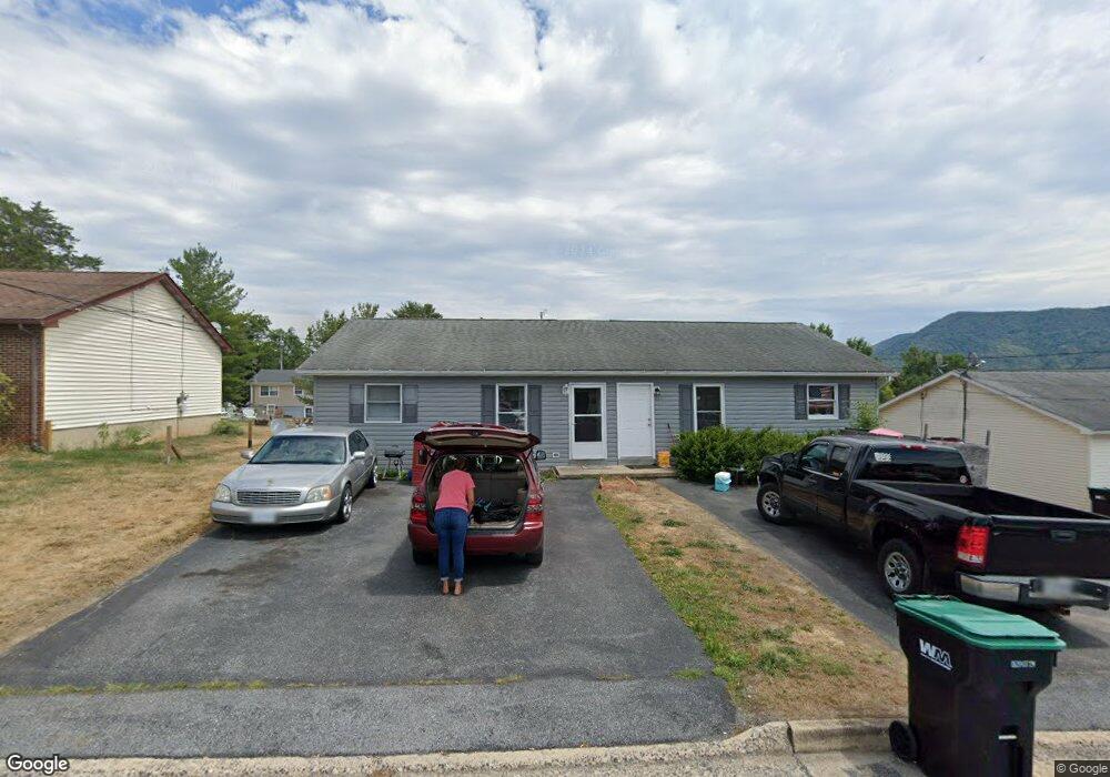 460 Pleasant View Dr, Strasburg, VA 22657 - photo 1