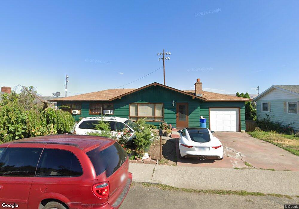 1819 E 14th St, the Dalles, OR 97058 - photo 1