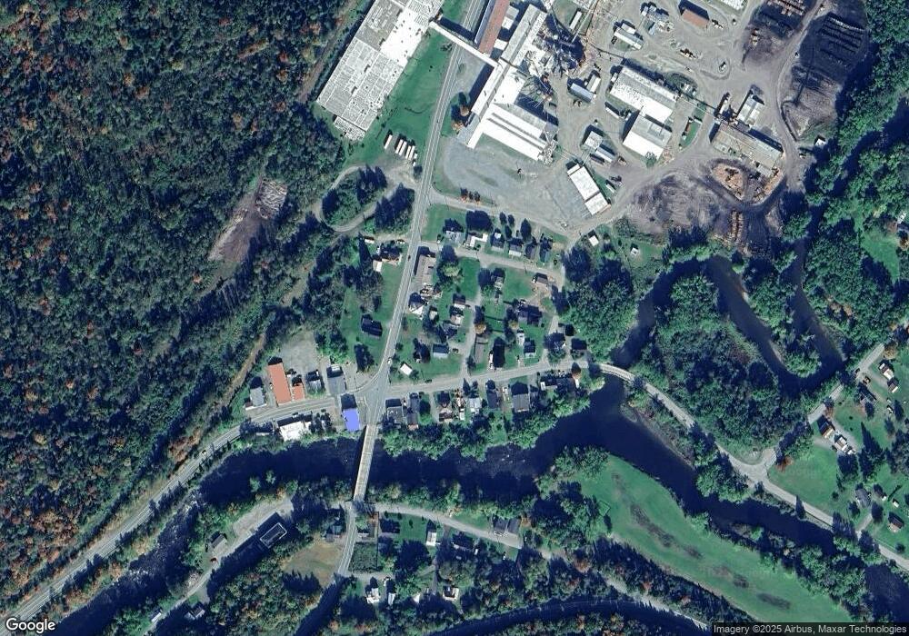 36 Middle St, Beecher Falls, VT 05902 - photo 1