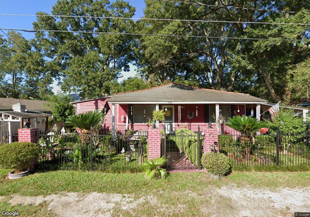 135 Clark St, Picayune, MS 39466 - photo 1