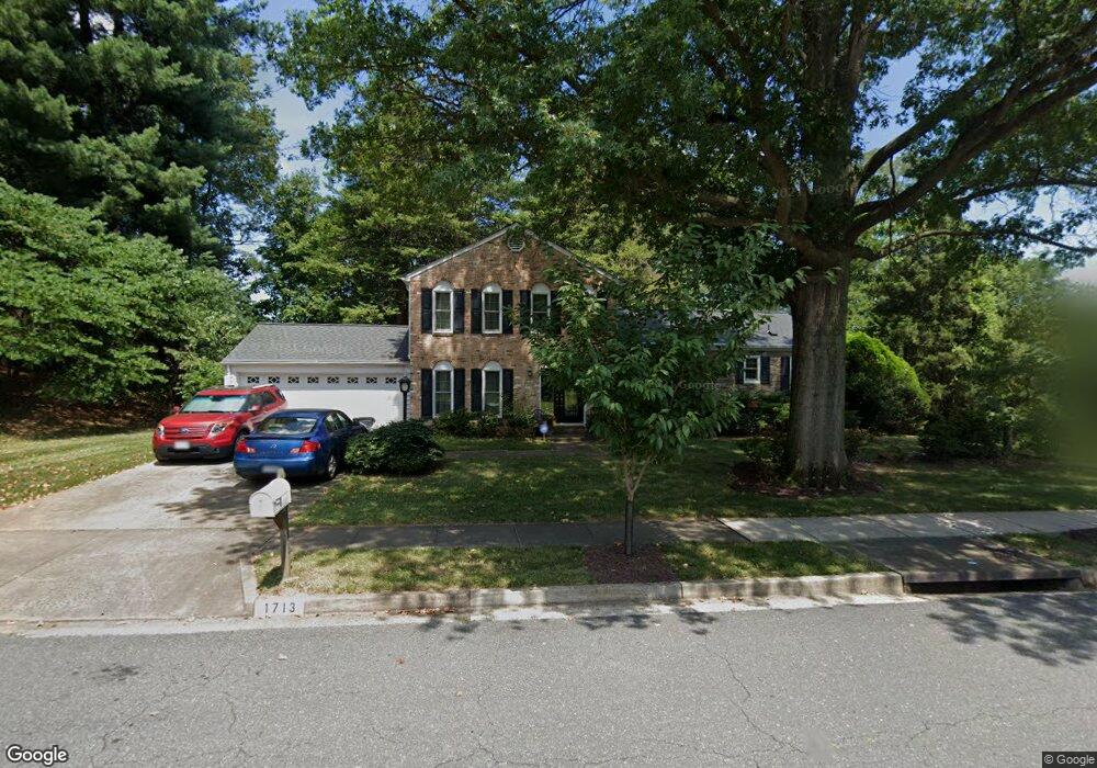 1713 Hicks Dr, Vienna, VA 22182 - photo 1