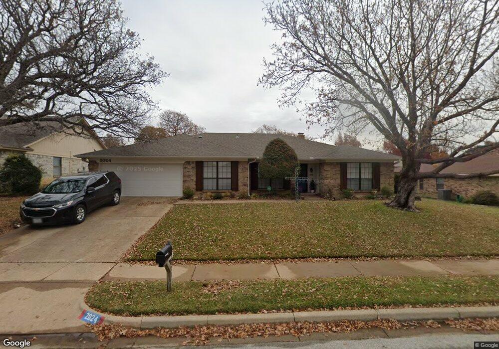 2024 Parkridge Dr, Hurst, TX 76054 - photo 1