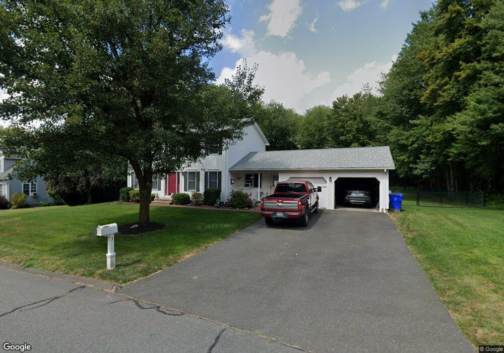 3 Camelot Dr, Enfield, CT 06082 - photo 1