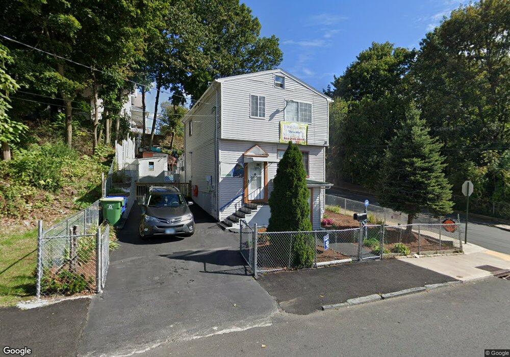 198 Bishop St, Waterbury, CT 06704 - photo 1