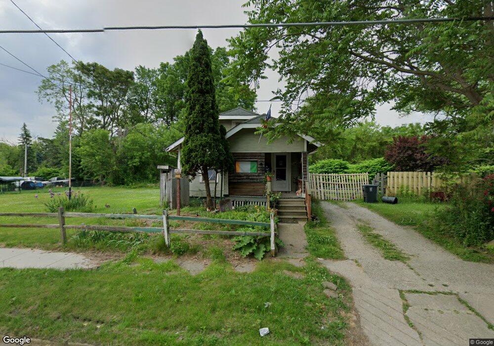 1422 Leith St, Flint, MI 48506 - photo 1