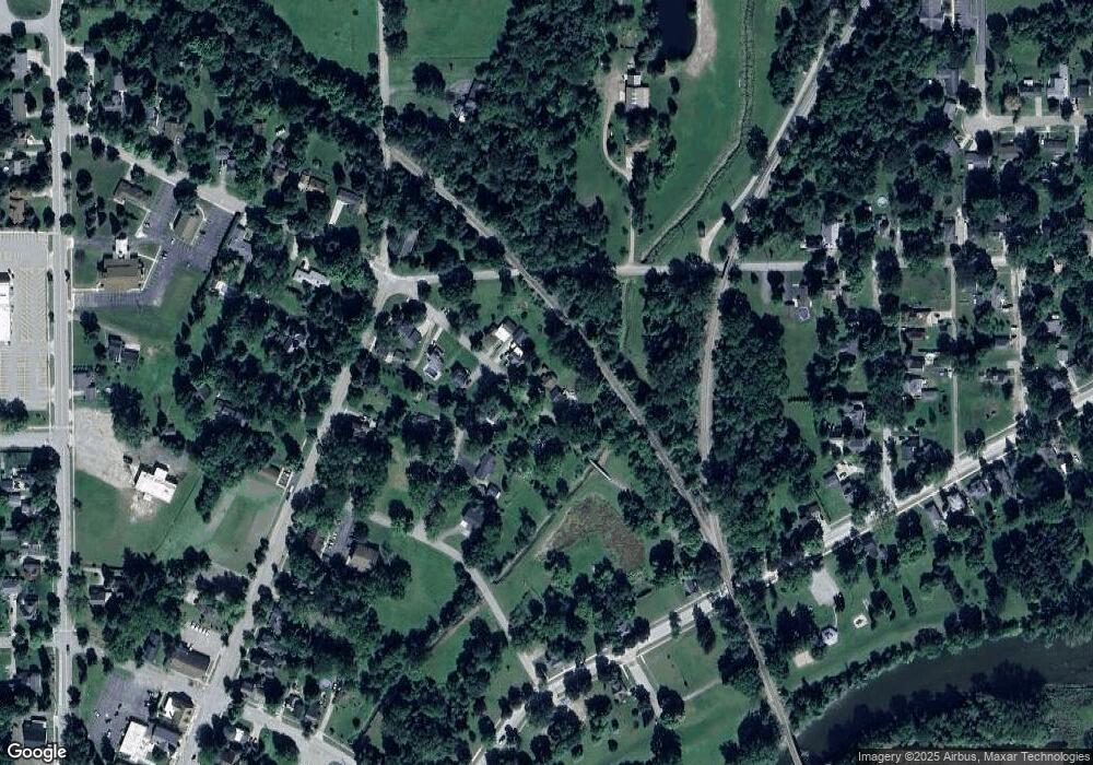 201 E Maple St, Vassar, MI 48768 - photo 1