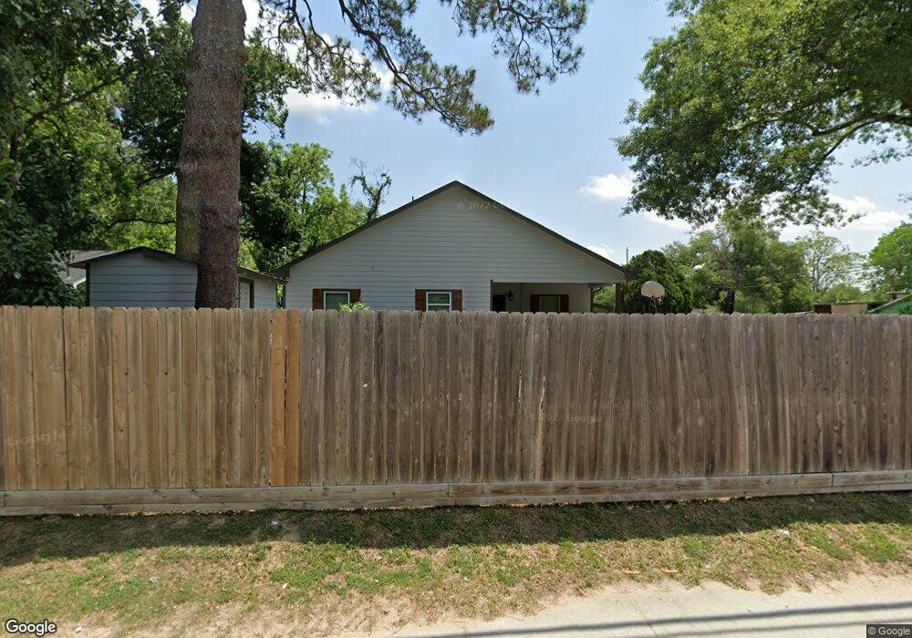 8902 Lockwood Two Homes for Price of 1 Dr, Houston, TX 77016 - photo 1