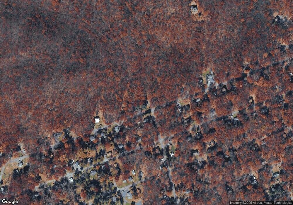 8974 E Sherwood Dr, Kunkletown, PA 18058 - photo 1