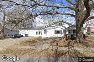 211 E 2nd Ave, Caney, KS 67333