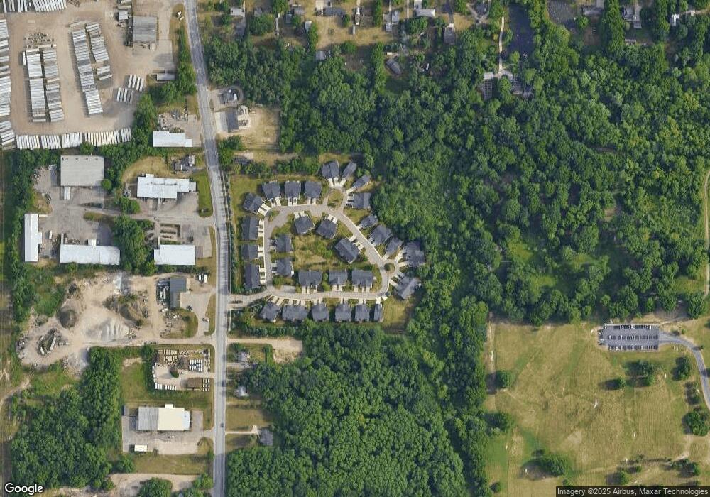 174 Brewer Park Cir, Grand Rapids, MI 49548 - photo 1