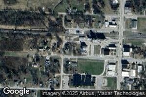 166 W South Ave, Sumner, IL 62466