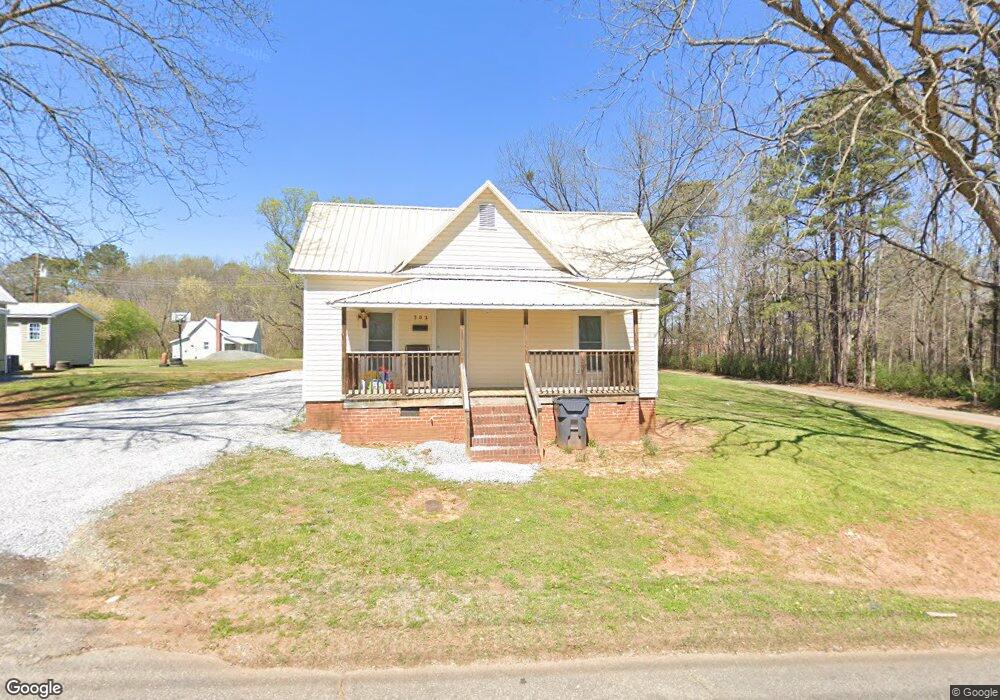 302 W 5th St, Siler City, NC 27344 - photo 1