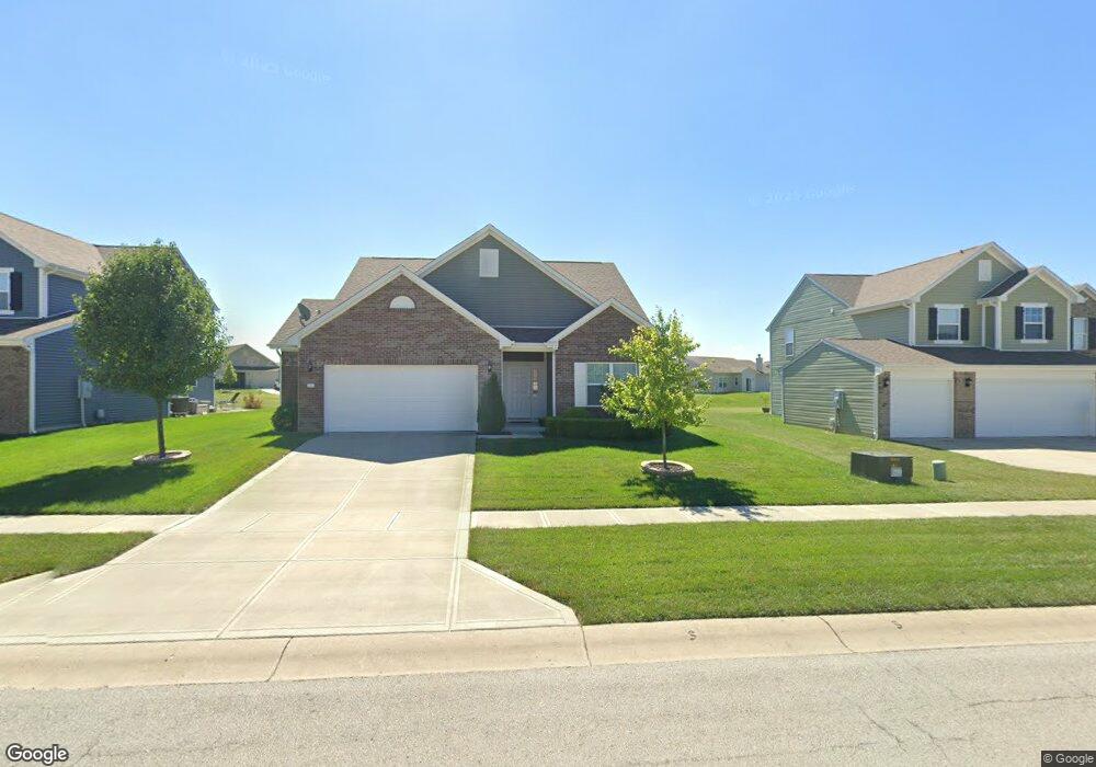815 Blackberry Dr, Greenwood, IN 46143 - photo 1