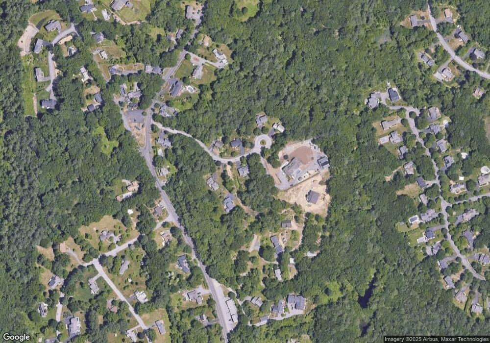 7 Homestead Cir, Bedford, MA 01730 - photo 1