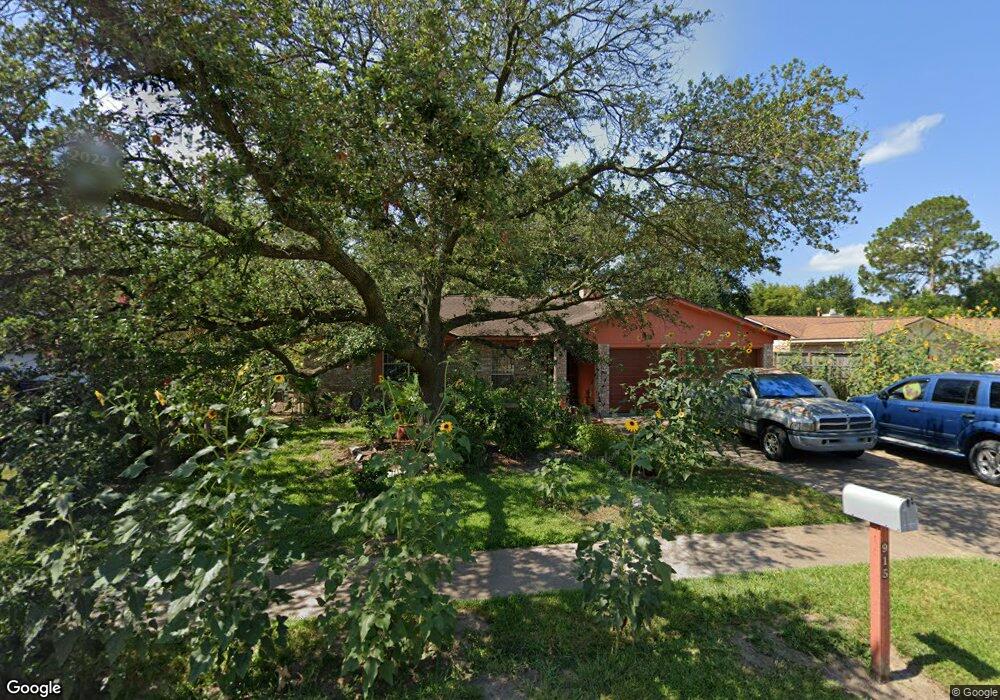 915 W Mierianne St, Houston, TX 77088 - photo 1