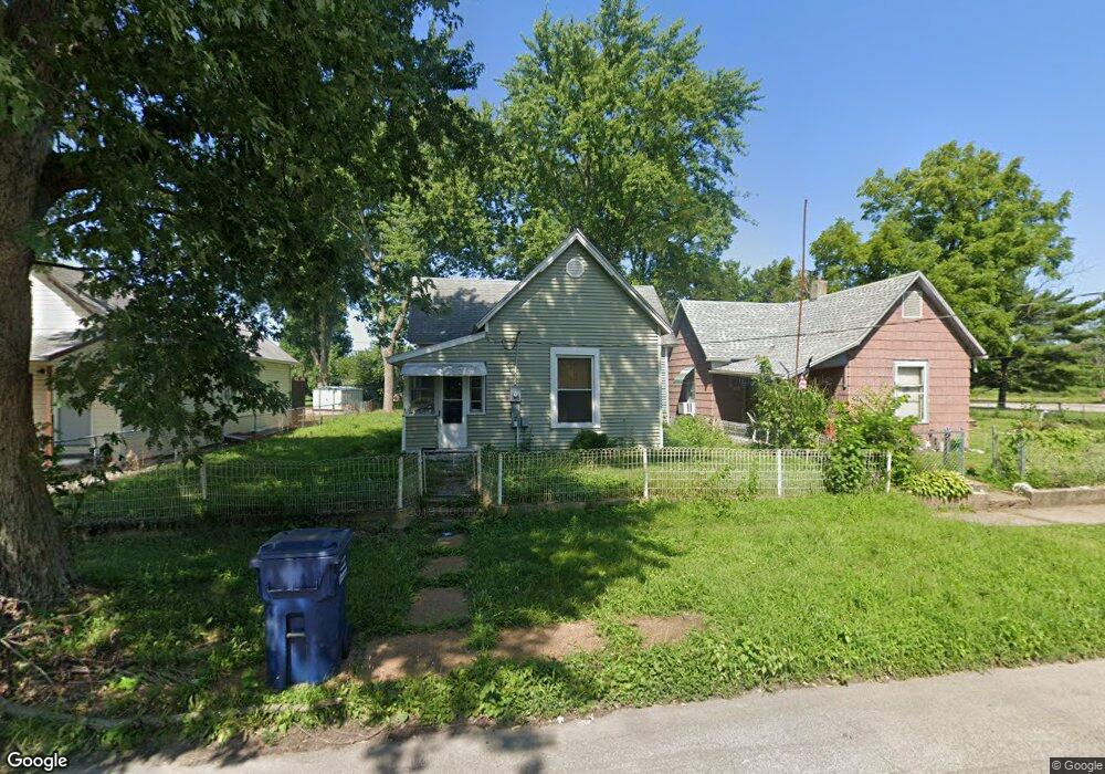 2109 Dillman St, Terre Haute, IN 47802 - photo 1