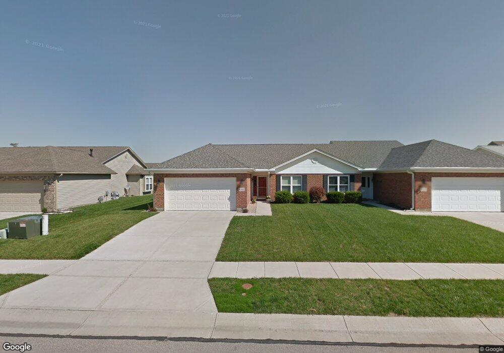 519 Jodee Dr, Xenia, OH 45385 - photo 1