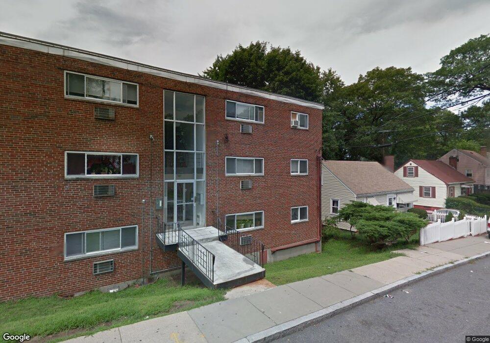 4 Oakcrest Rd unit 33, Boston, MA 02136 - photo 1