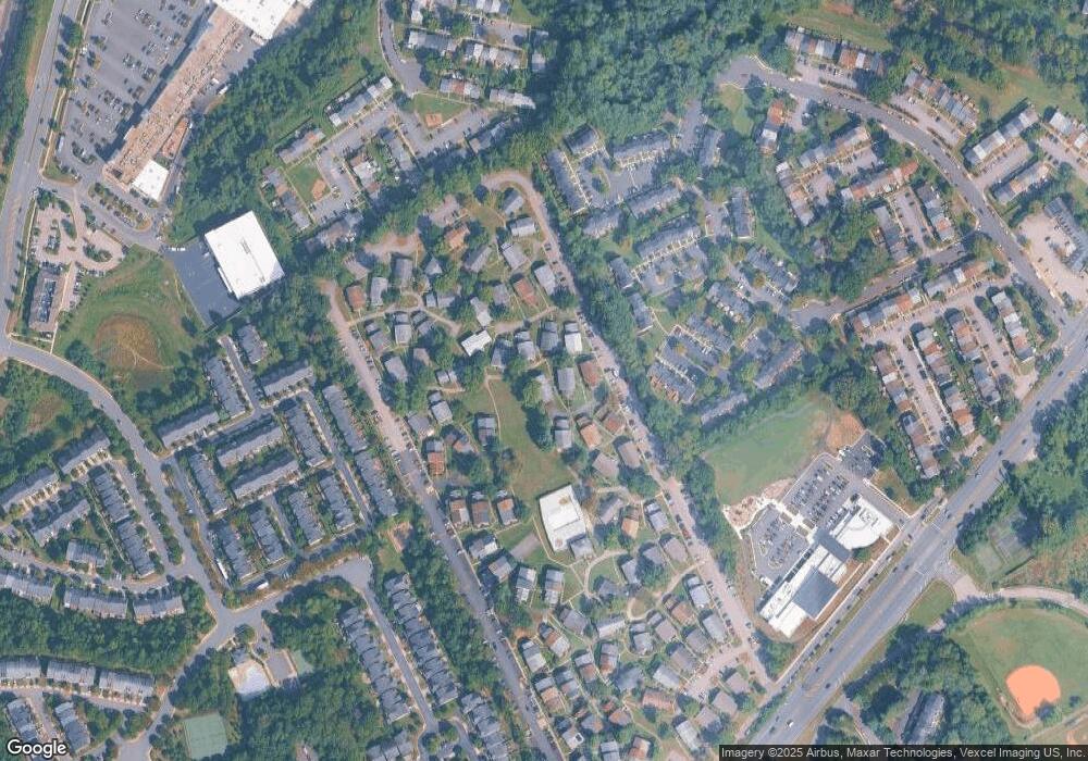 9635 Hagel Cir, Lorton, VA 22079 - photo 1