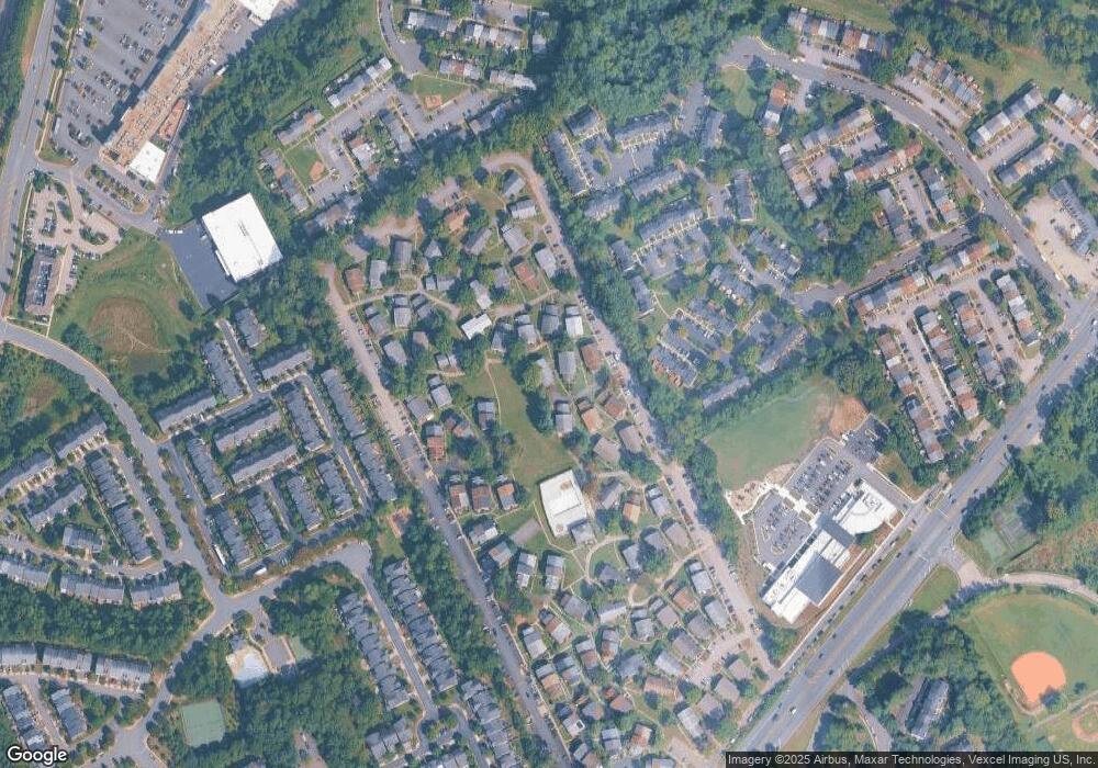 9632 Hagel Cir unit C, Lorton, VA 22079 - photo 1