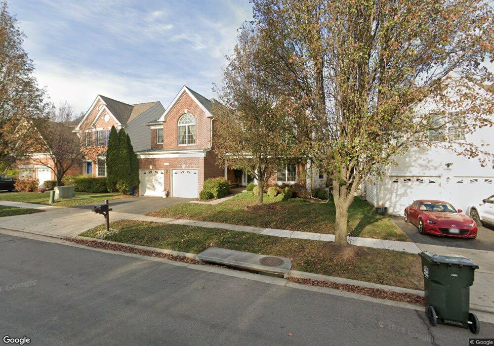 42480 Unicorn Dr, Chantilly, VA 20152 - photo 1