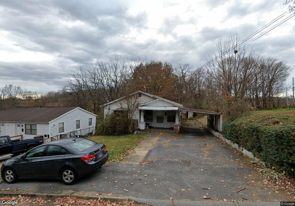 725 E Maple St, Johnson City, TN 37601 - photo 1