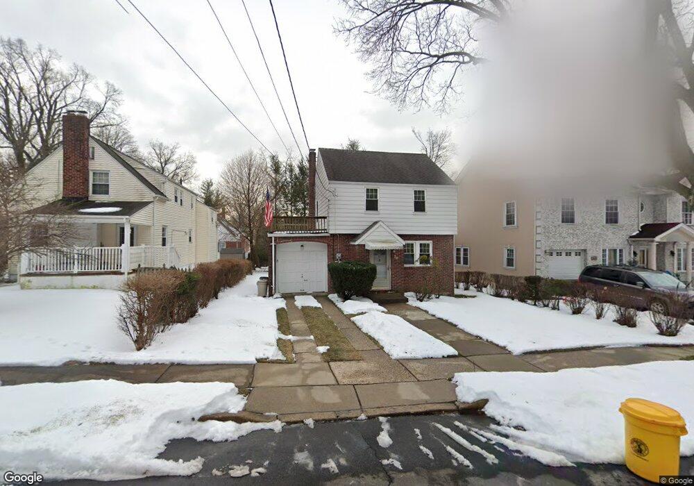 70 Monterey Ave, Teaneck, NJ 07666 - photo 1