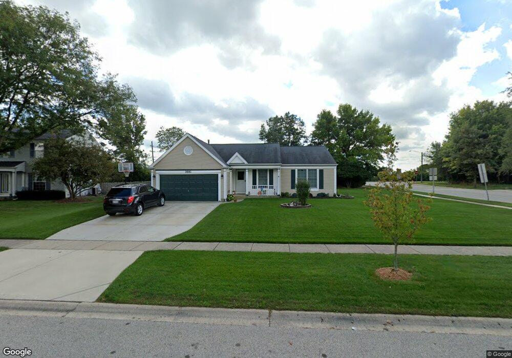 1681 Yosemite Pkwy, Algonquin, IL 60102 - photo 1