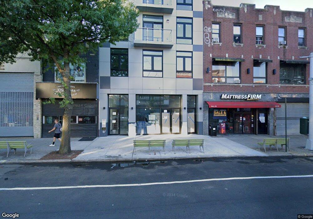 3055 Steinway St, Long Island City, NY 11103 - photo 1