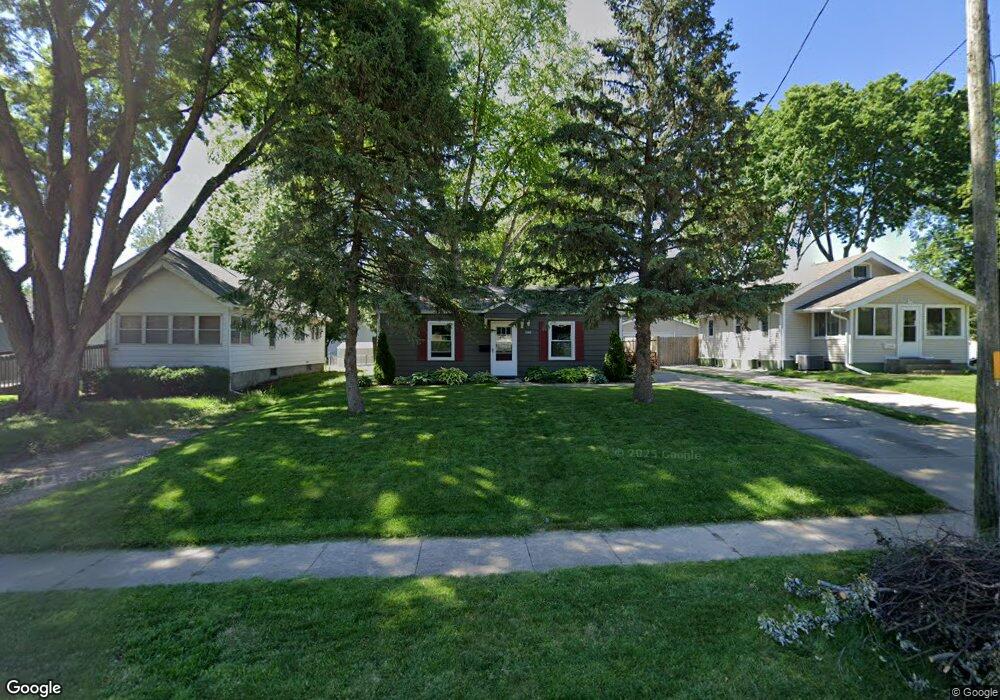 1140 Seneca Ave, Des Moines, IA 50313 - photo 1