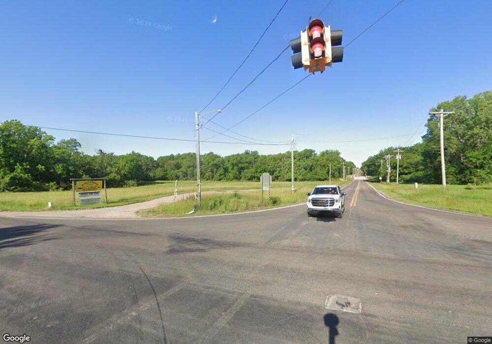 6101 SW Auburn Rd, Topeka, KS 66610 - photo 1