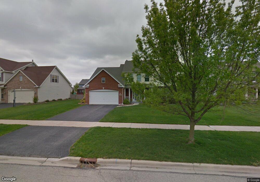 1359 Fox Hill Ct, North Aurora, IL 60542 - photo 1