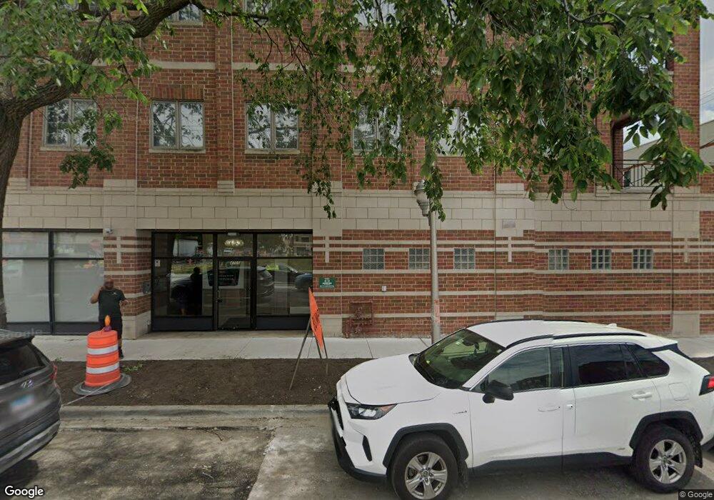 4705 S Champlain Ave unit 303, Chicago, IL 60615 - photo 1