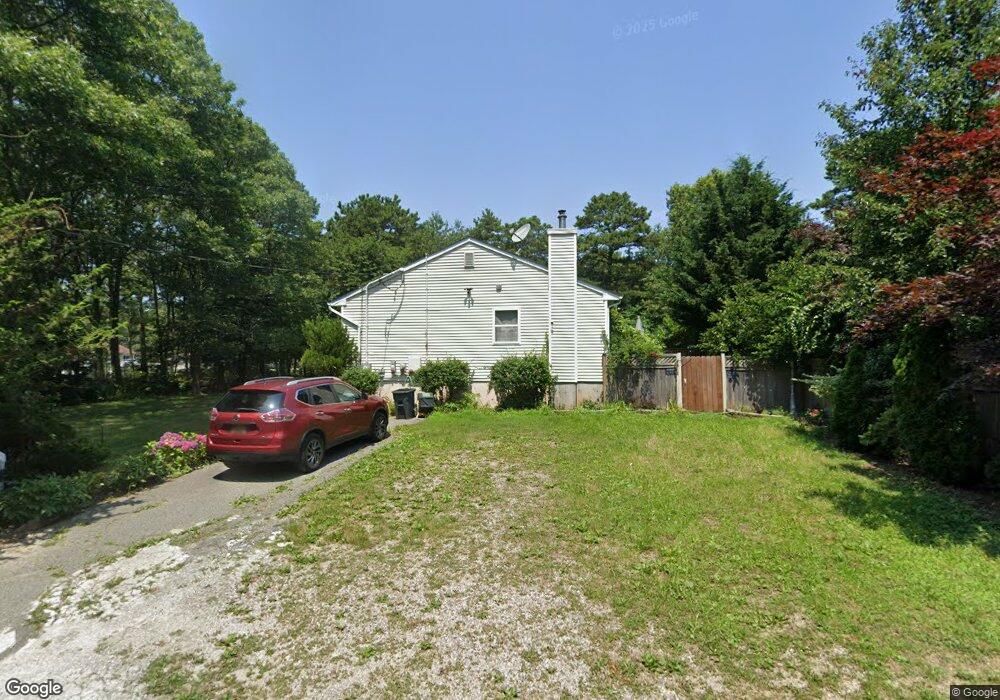 161 Middle Island Rd, Medford, NY 11763 - photo 1