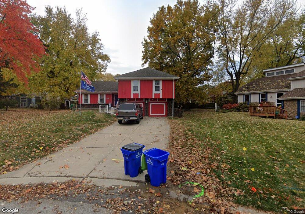 4715 Goddard St, Shawnee, KS 66203 - photo 1