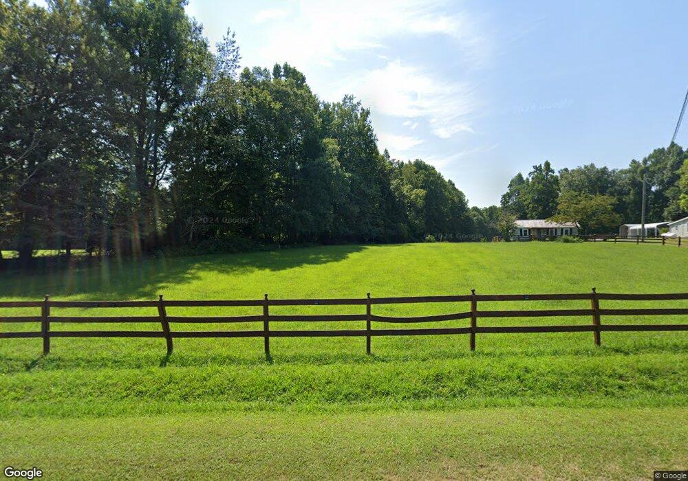 422 Neblett Field Rd, Victoria, VA 23974 - photo 1