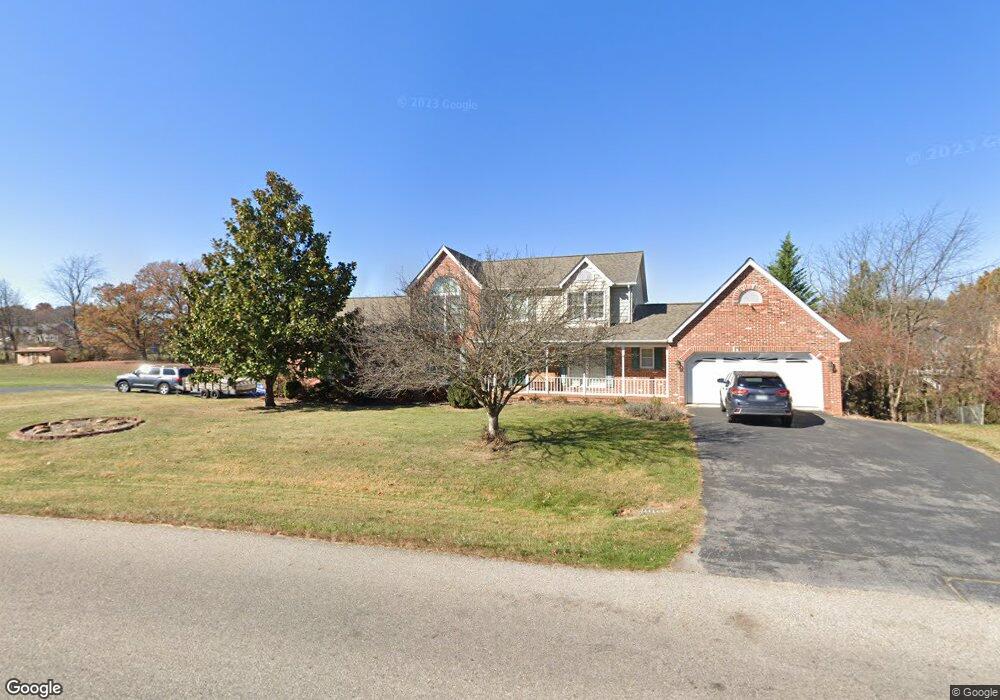 74 Westminister Dr, Fishersville, VA 22939 - photo 1