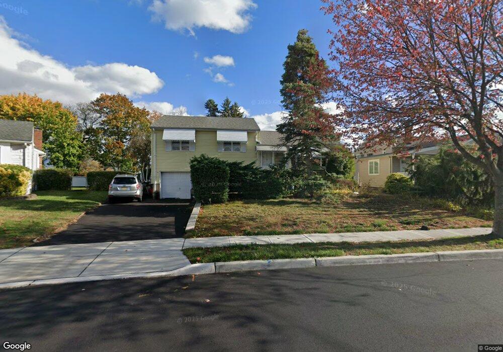 170 Mountainview Dr, Clifton, NJ 07013 - photo 1